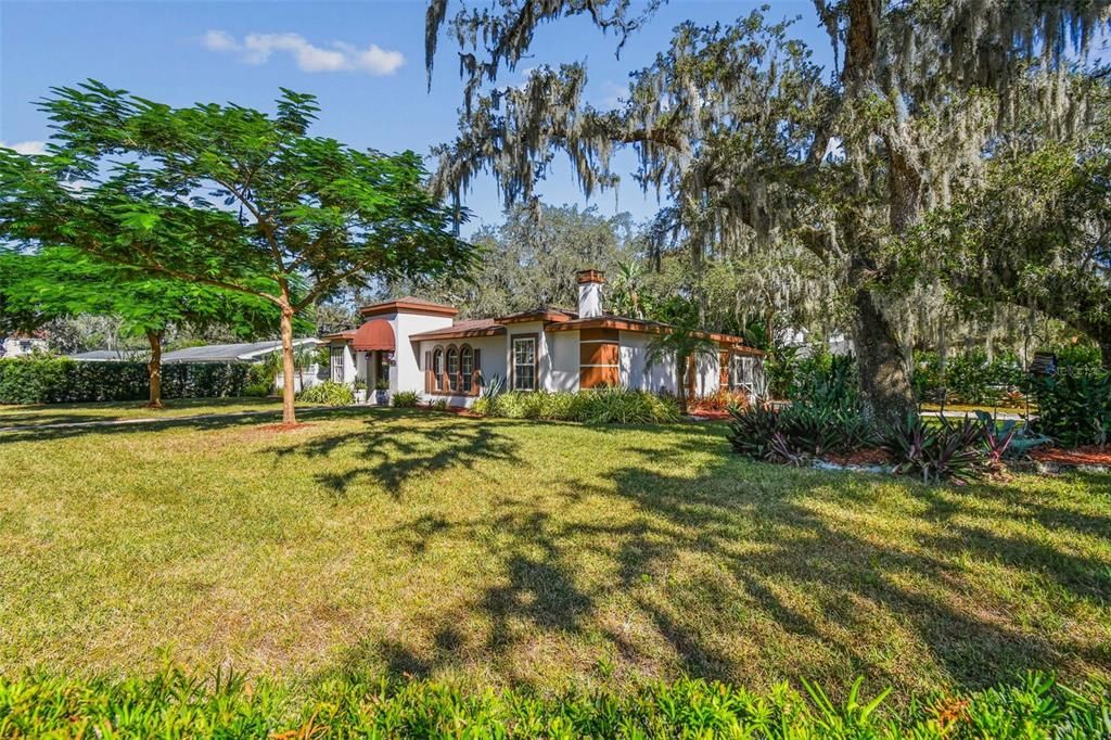 For Sale: $480,000 (3 beds, 2 baths, 1806 Square Feet)