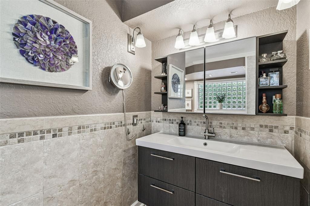 For Sale: $480,000 (3 beds, 2 baths, 1806 Square Feet)