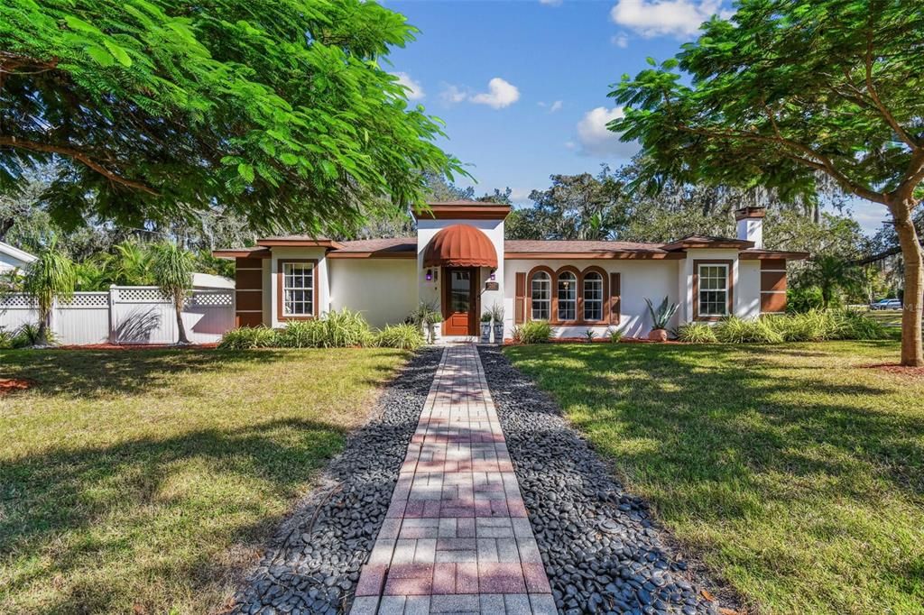 For Sale: $480,000 (3 beds, 2 baths, 1806 Square Feet)