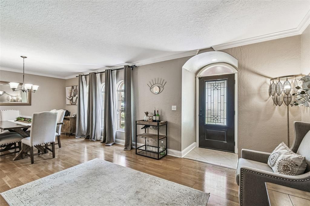 For Sale: $480,000 (3 beds, 2 baths, 1806 Square Feet)