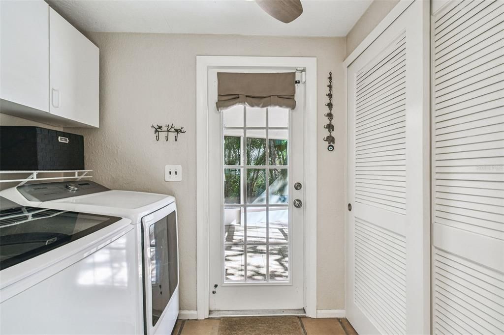 For Sale: $480,000 (3 beds, 2 baths, 1806 Square Feet)