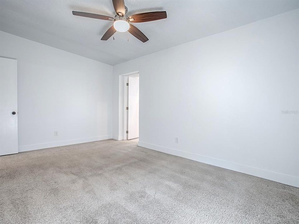 待售: $733,000 (3 贝兹, 2 浴室, 1761 平方英尺)