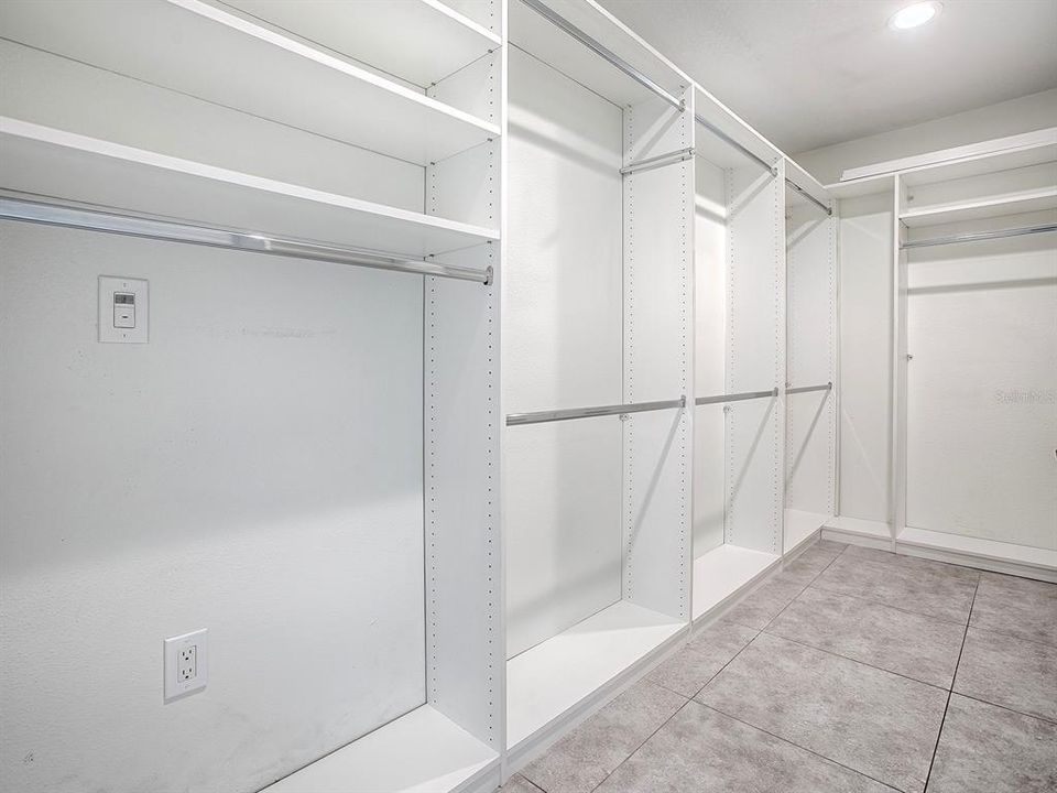 待售: $733,000 (3 贝兹, 2 浴室, 1761 平方英尺)