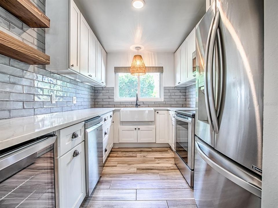 待售: $733,000 (3 贝兹, 2 浴室, 1761 平方英尺)