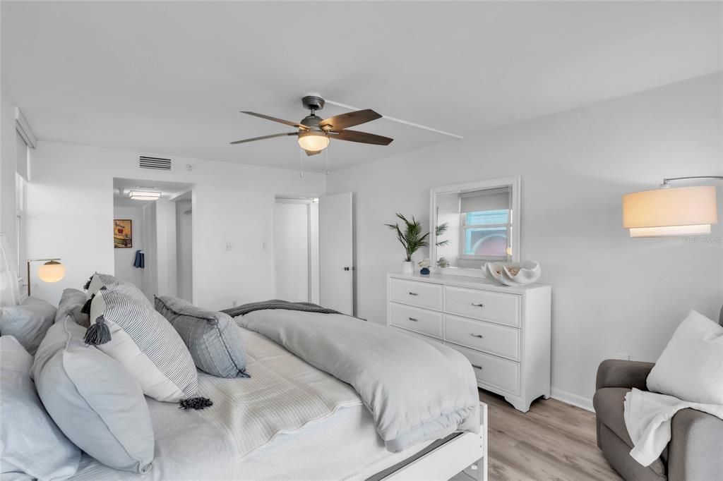 Activo con contrato: $849,000 (2 camas, 2 baños, 1389 Pies cuadrados)