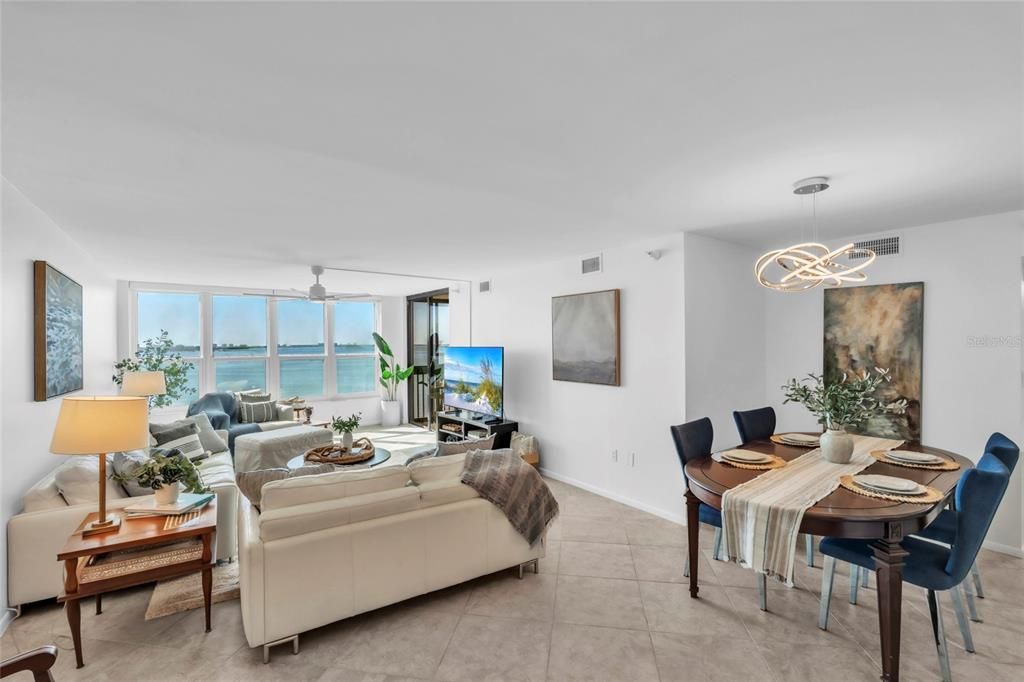 Activo con contrato: $849,000 (2 camas, 2 baños, 1389 Pies cuadrados)