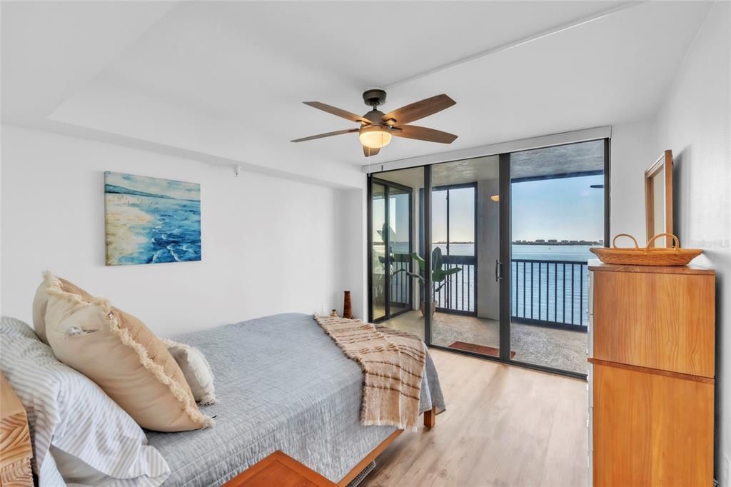 Activo con contrato: $849,000 (2 camas, 2 baños, 1389 Pies cuadrados)