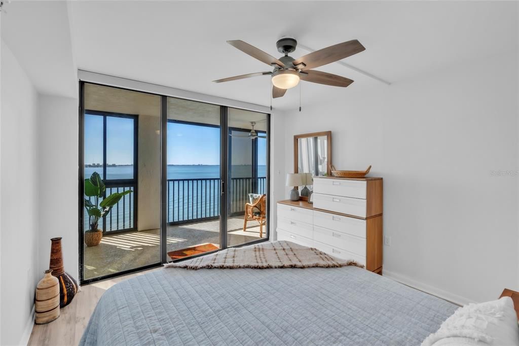 Activo con contrato: $849,000 (2 camas, 2 baños, 1389 Pies cuadrados)