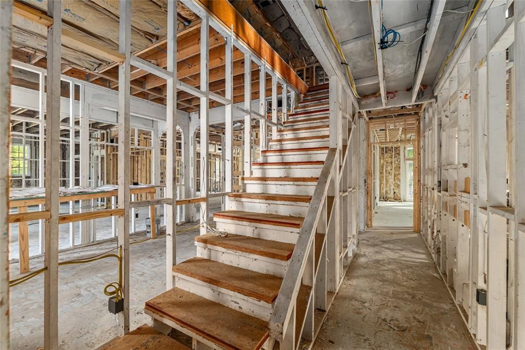 待售: $499,000 (5 贝兹, 4 浴室, 5700 平方英尺)