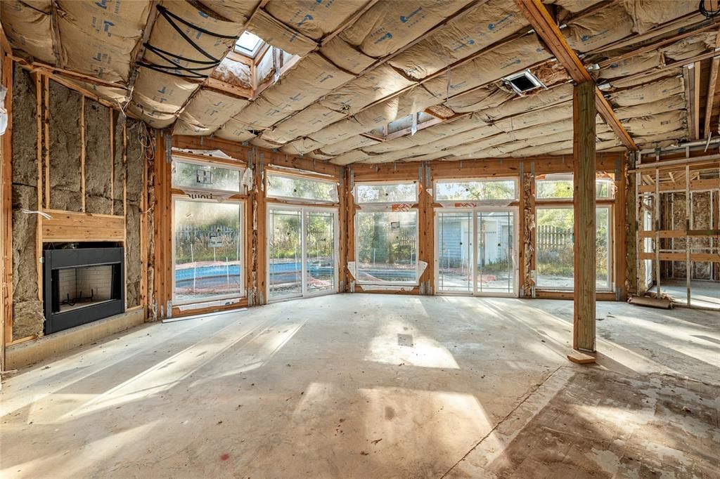 待售: $499,000 (5 贝兹, 4 浴室, 5700 平方英尺)