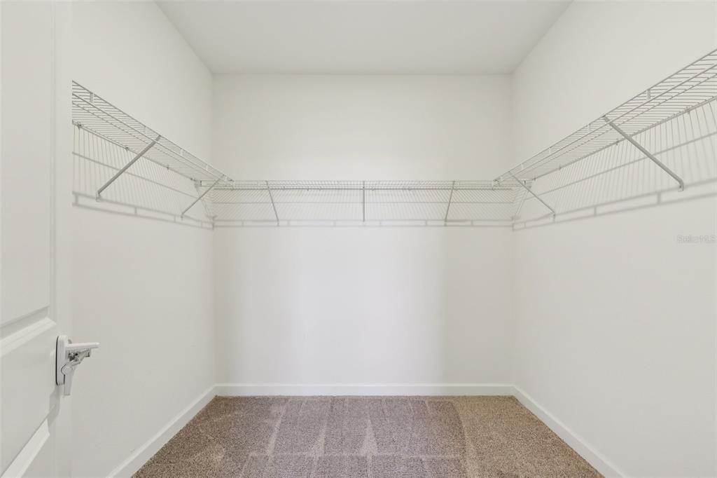 For Sale: $337,100 (3 beds, 2 baths, 1797 Square Feet)