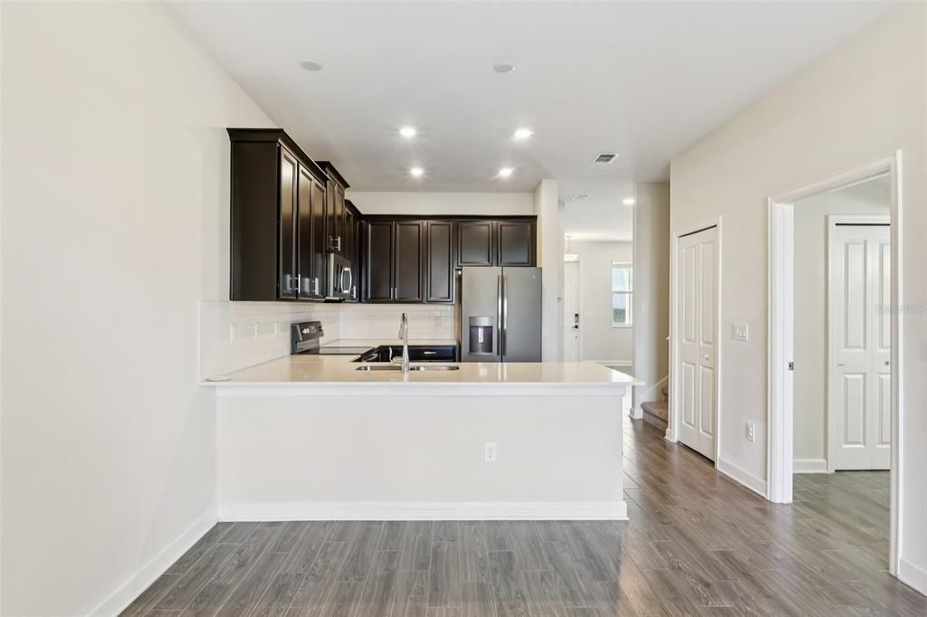 For Sale: $337,100 (3 beds, 2 baths, 1797 Square Feet)