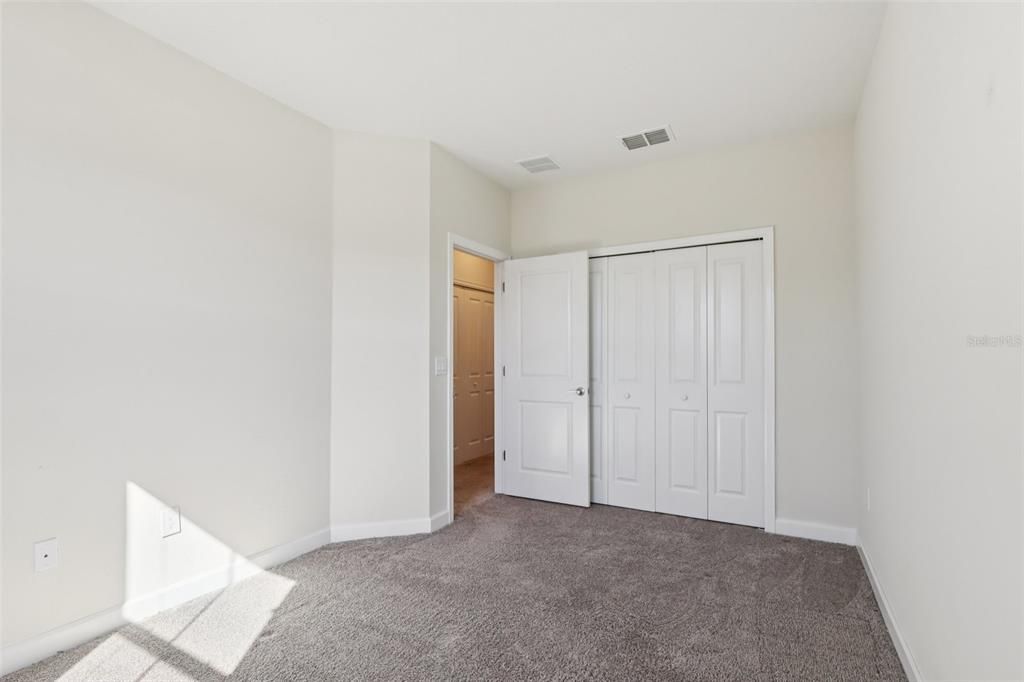 For Sale: $337,100 (3 beds, 2 baths, 1797 Square Feet)