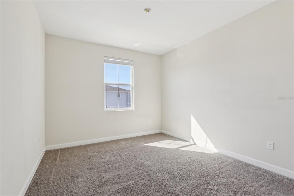 For Sale: $337,100 (3 beds, 2 baths, 1797 Square Feet)