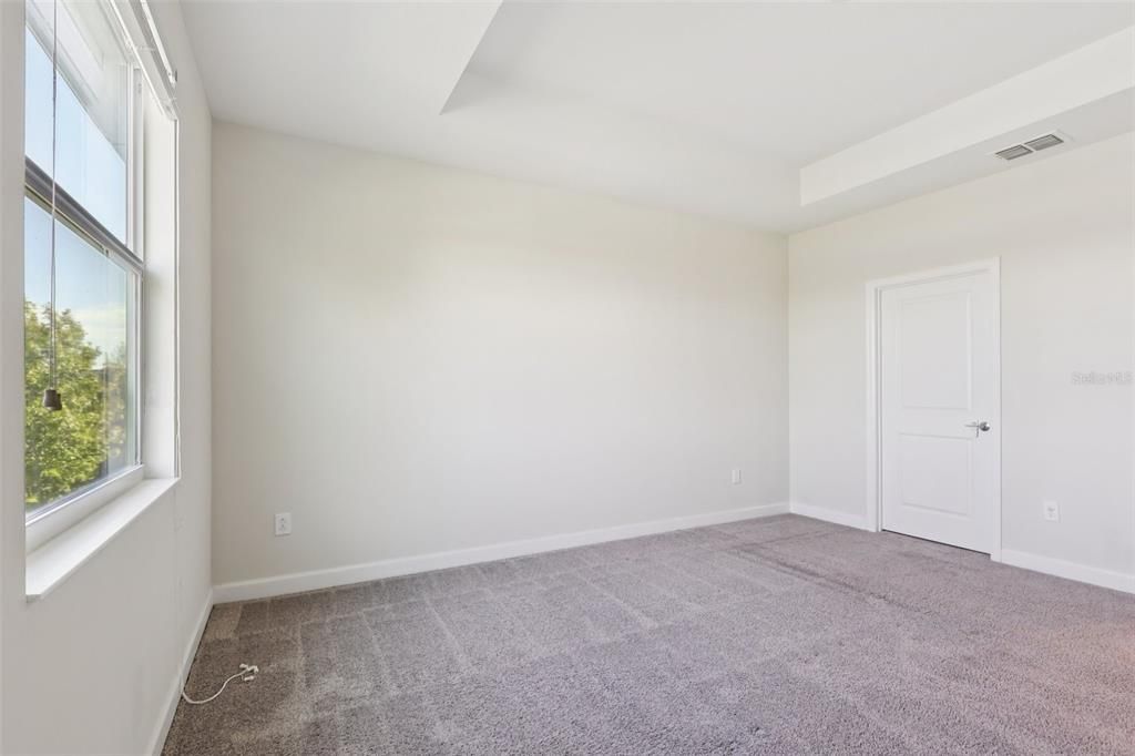 For Sale: $337,100 (3 beds, 2 baths, 1797 Square Feet)