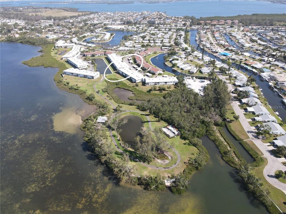 For Sale: $315,000 (2 beds, 2 baths, 1556 Square Feet)