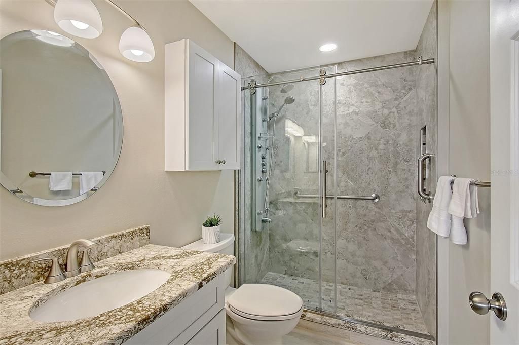 For Sale: $315,000 (2 beds, 2 baths, 1556 Square Feet)