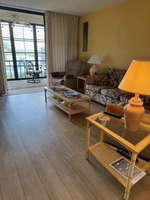 En Renta: $3,800 (2 camas, 2 baños, 935 Pies cuadrados)