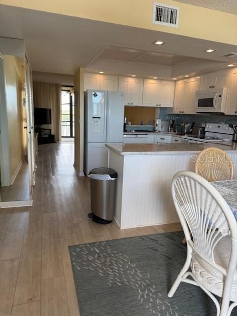 En Renta: $3,800 (2 camas, 2 baños, 935 Pies cuadrados)