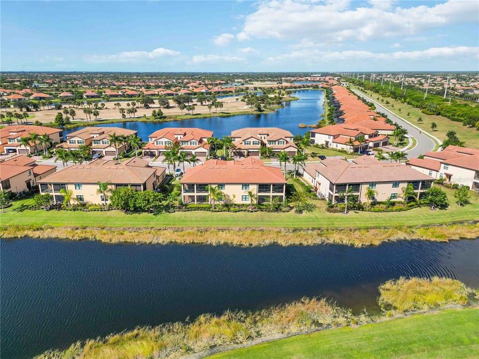 合同活跃: $369,900 (3 贝兹, 2 浴室, 2284 平方英尺)