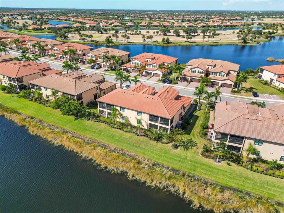 合同活跃: $369,900 (3 贝兹, 2 浴室, 2284 平方英尺)