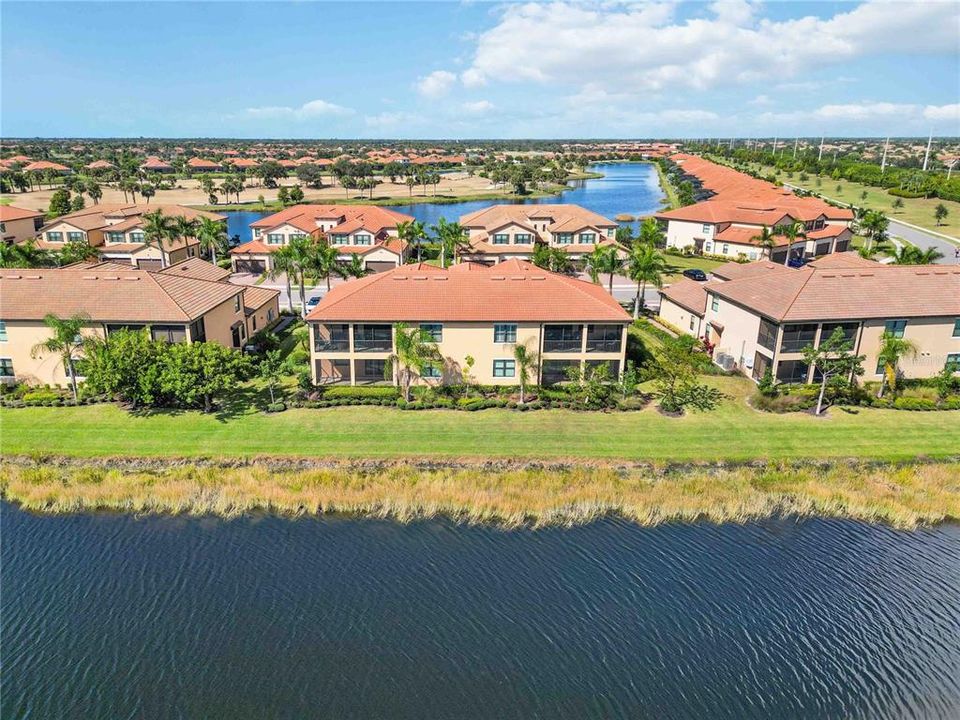 合同活跃: $369,900 (3 贝兹, 2 浴室, 2284 平方英尺)