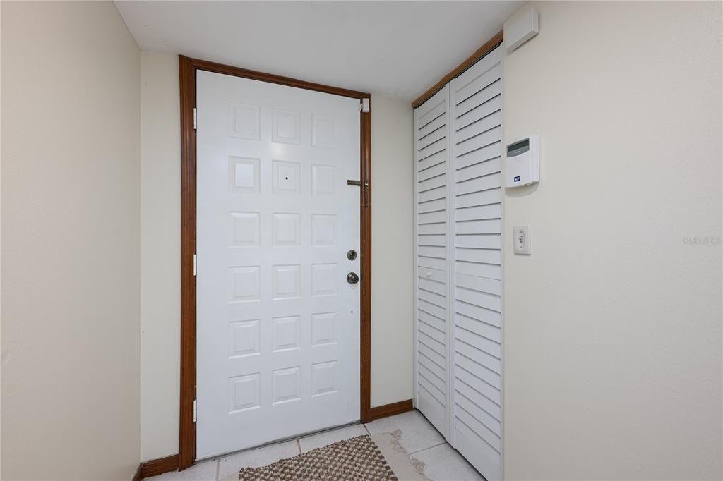 Active With Contract: $220,000 (3 beds, 2 baths, 1443 Square Feet)