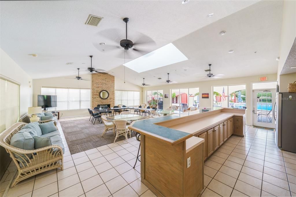 Active With Contract: $220,000 (3 beds, 2 baths, 1443 Square Feet)