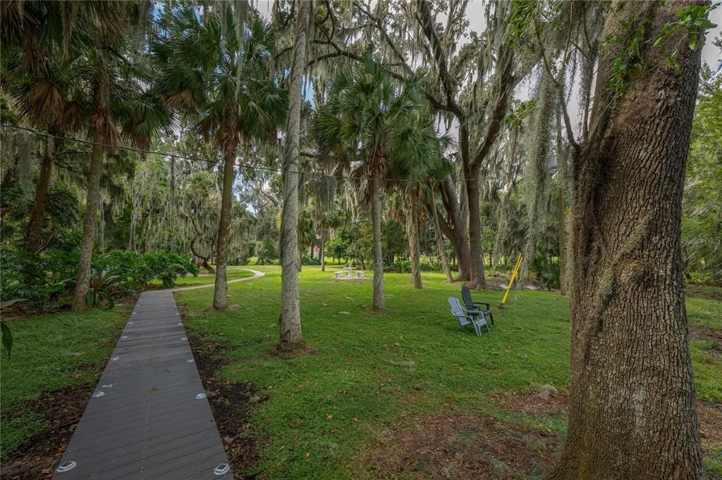 Active With Contract: $220,000 (3 beds, 2 baths, 1443 Square Feet)