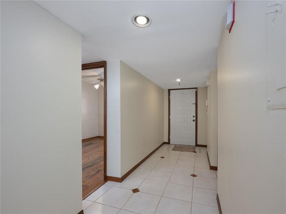 Active With Contract: $220,000 (3 beds, 2 baths, 1443 Square Feet)