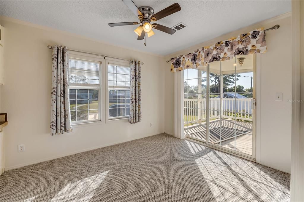 Active With Contract: $185,000 (3 beds, 2 baths, 1430 Square Feet)