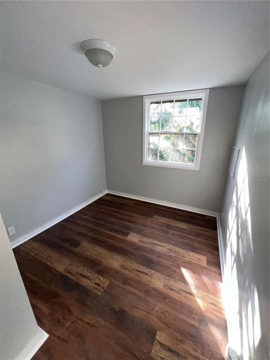 For Rent: $1,450 (3 beds, 1 baths, 1140 Square Feet)