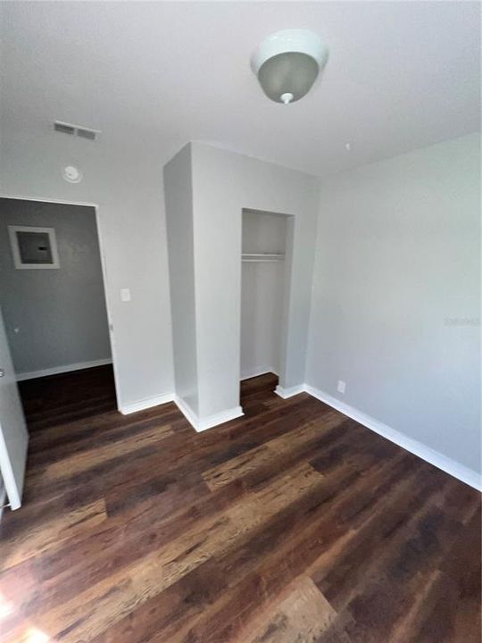 For Rent: $1,450 (3 beds, 1 baths, 1140 Square Feet)