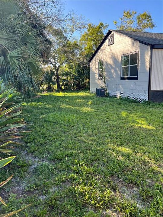 For Rent: $1,450 (3 beds, 1 baths, 1140 Square Feet)