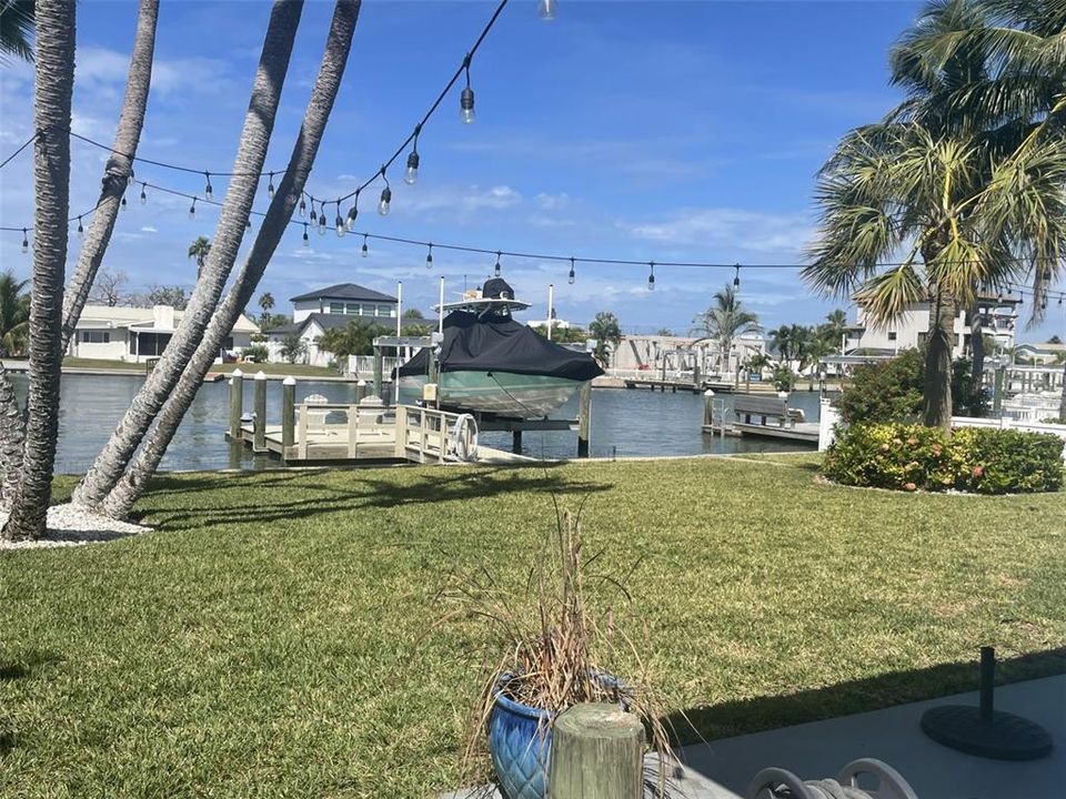 出租: $5,500 (2 贝兹, 2 浴室, 1296 平方英尺)