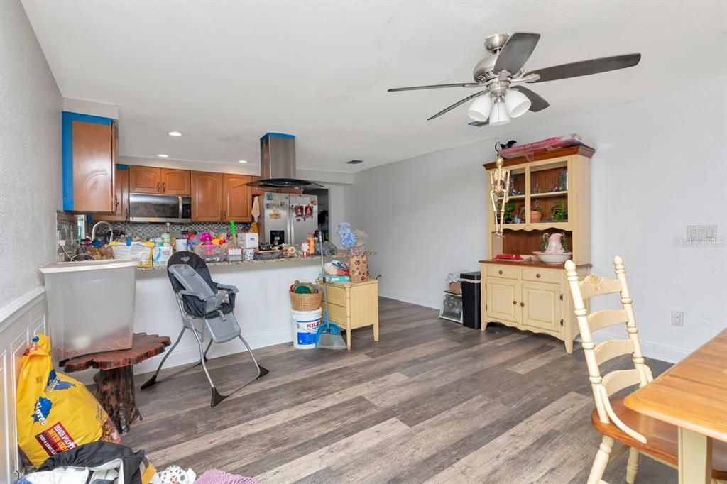 На продажу: $350,000 (3 спален, 2 ванн, 1485 Квадратных фут)