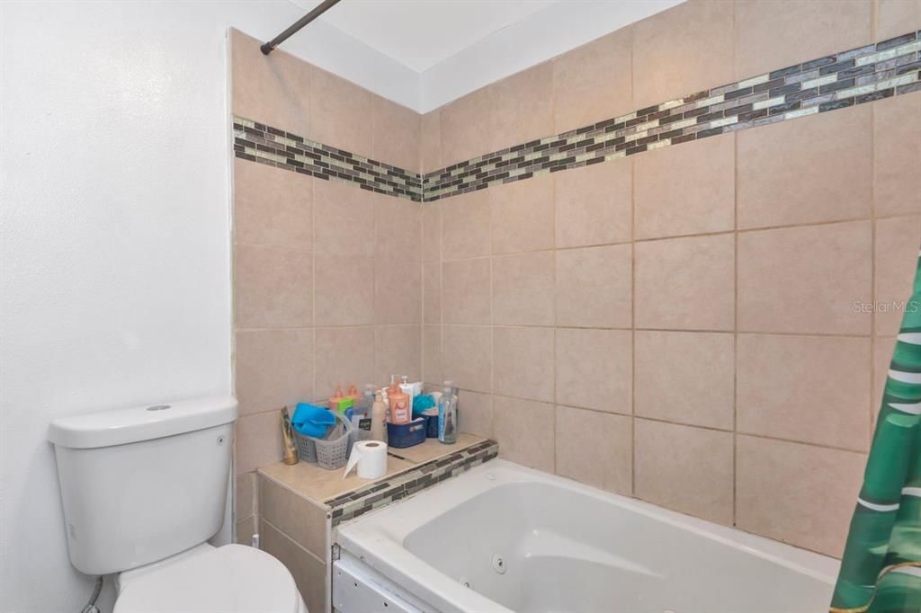 На продажу: $350,000 (3 спален, 2 ванн, 1485 Квадратных фут)