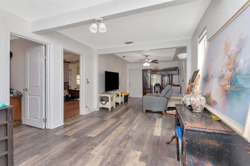 На продажу: $350,000 (3 спален, 2 ванн, 1485 Квадратных фут)