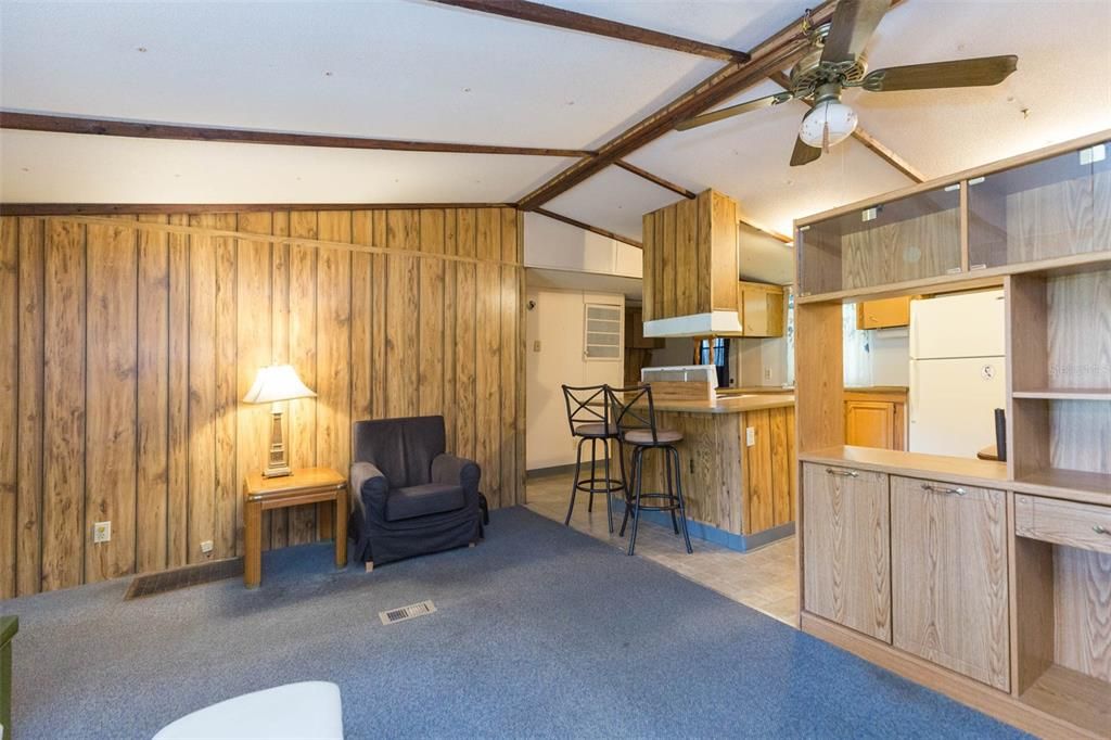 En Venta: $250,000 (3 camas, 2 baños, 960 Pies cuadrados)