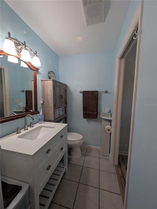 For Sale: $307,000 (2 beds, 2 baths, 1361 Square Feet)