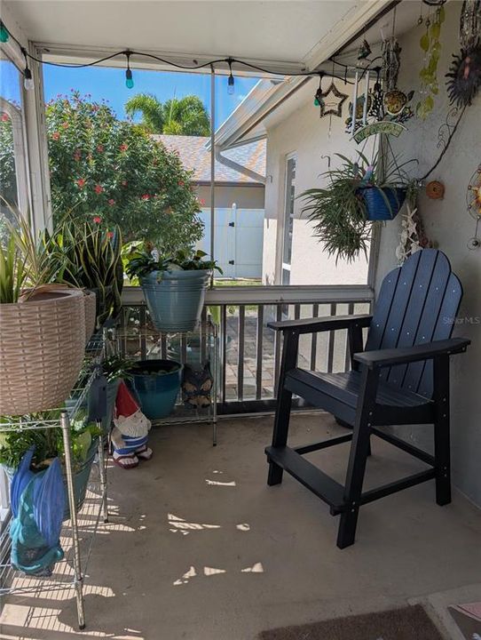 For Sale: $307,000 (2 beds, 2 baths, 1361 Square Feet)