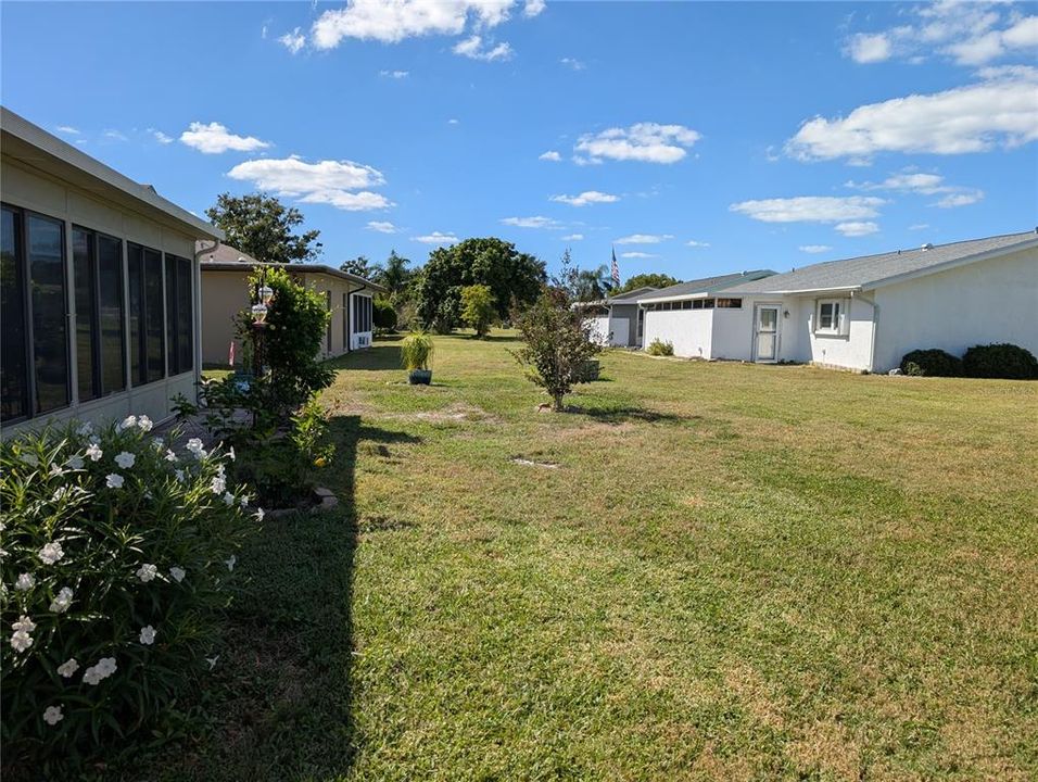 For Sale: $307,000 (2 beds, 2 baths, 1361 Square Feet)