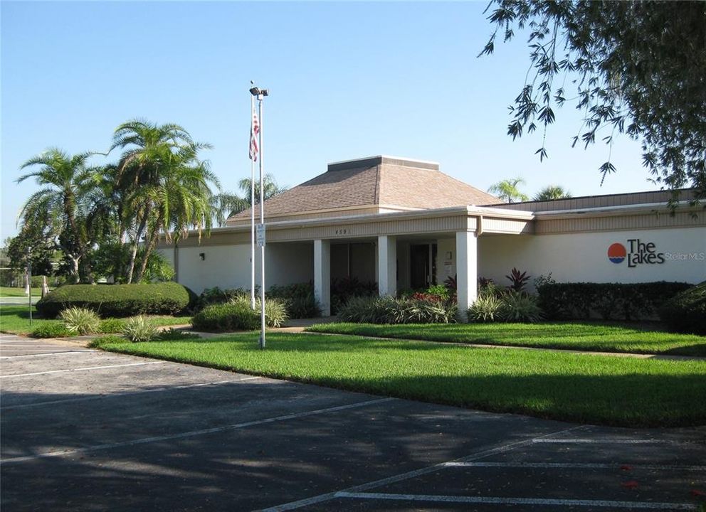 For Sale: $307,000 (2 beds, 2 baths, 1361 Square Feet)