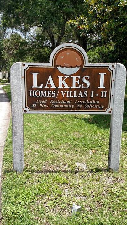 For Sale: $307,000 (2 beds, 2 baths, 1361 Square Feet)