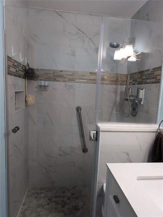 For Sale: $307,000 (2 beds, 2 baths, 1361 Square Feet)