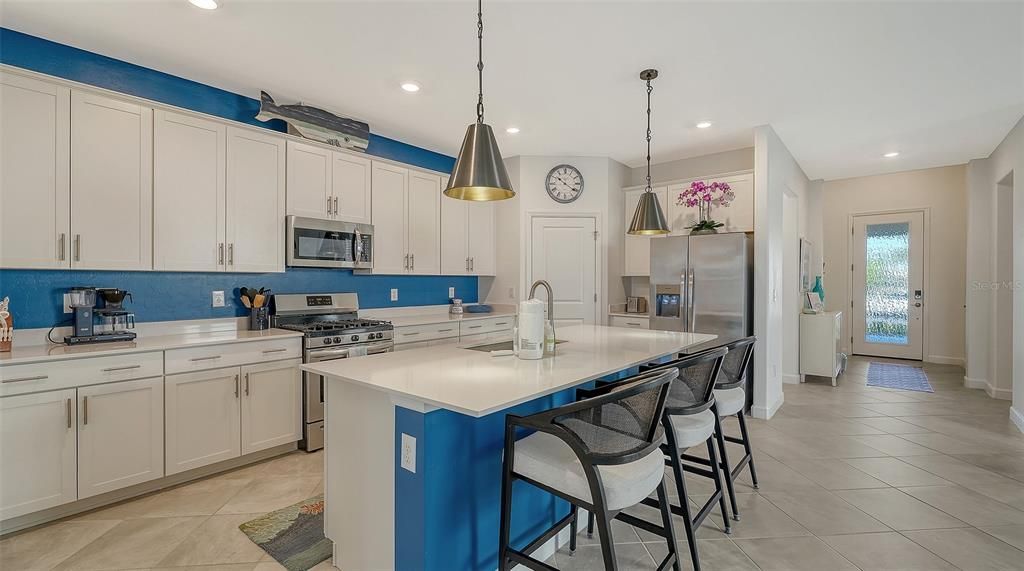 В аренду: $5,000 (3 спален, 3 ванн, 1849 Квадратных фут)