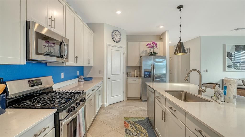 В аренду: $5,000 (3 спален, 3 ванн, 1849 Квадратных фут)