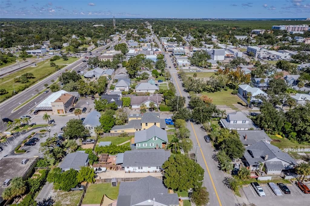 На продажу: $769,000 (4 спален, 3 ванн, 1970 Квадратных фут)