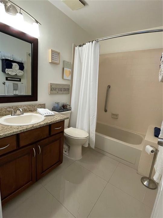 For Sale: $366,900 (2 beds, 2 baths, 1549 Square Feet)