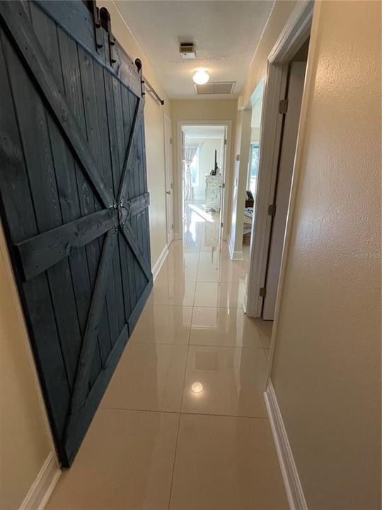 For Sale: $366,900 (2 beds, 2 baths, 1549 Square Feet)